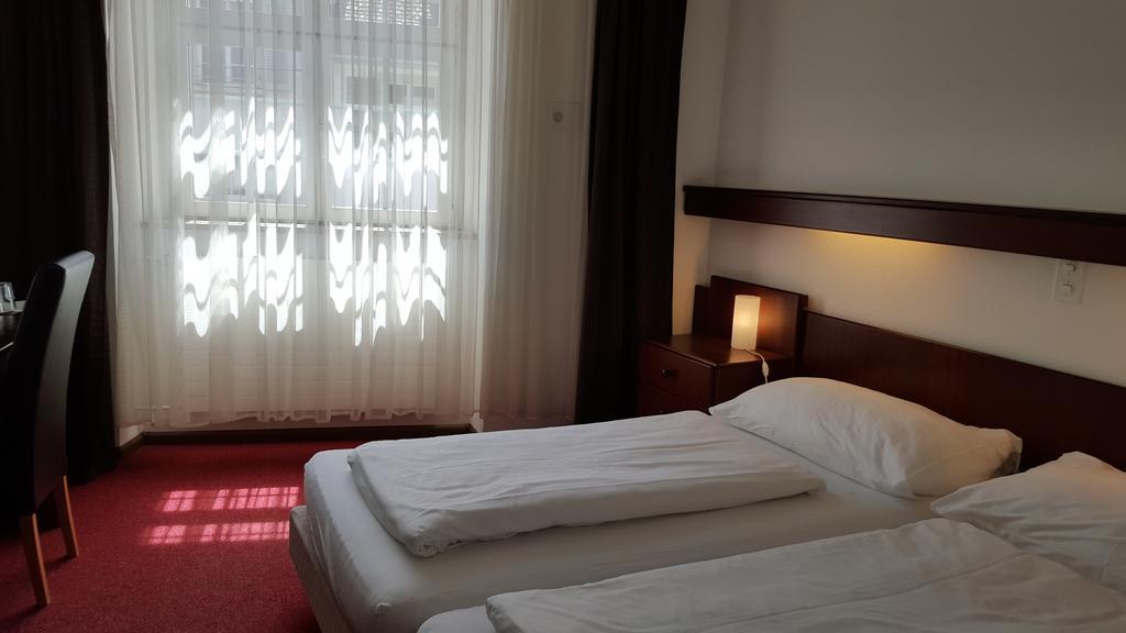 Spalenbrunnen Hotel & Restaurant Basel City Center 외부 사진